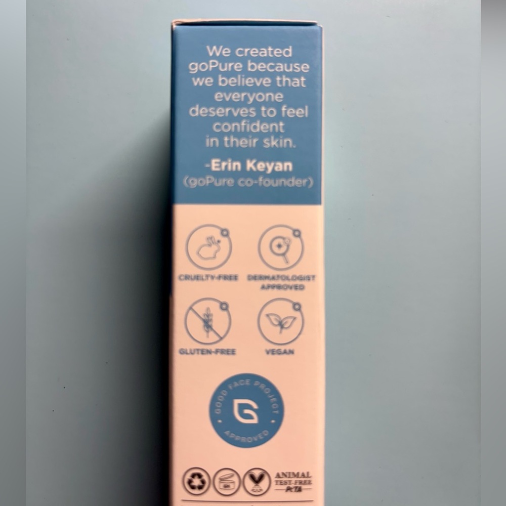 NWT Glow Pure Tinted Mineral Sunscreen SPF 40, .5 fl Oz - Picture 4 of 12
